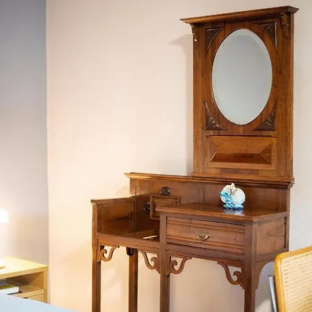 Harmony Garden Suite Near Corfu Town アパート